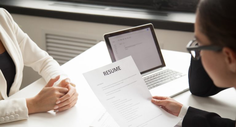 Зачем работодателю анализ почерка соискателя?